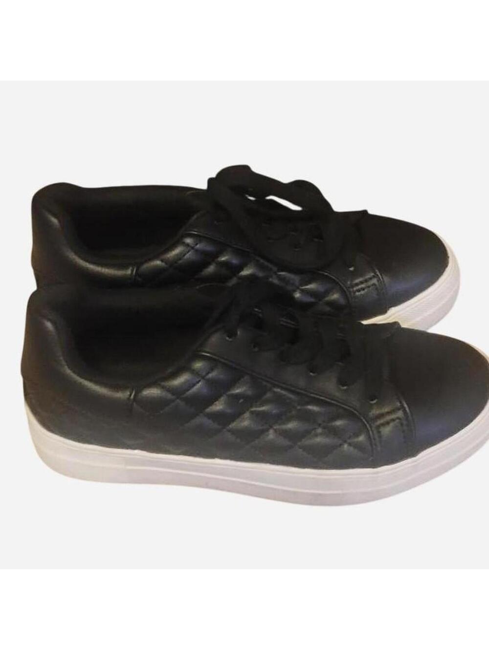 Womens Size 7 Black quilted leather sneakers with white sole